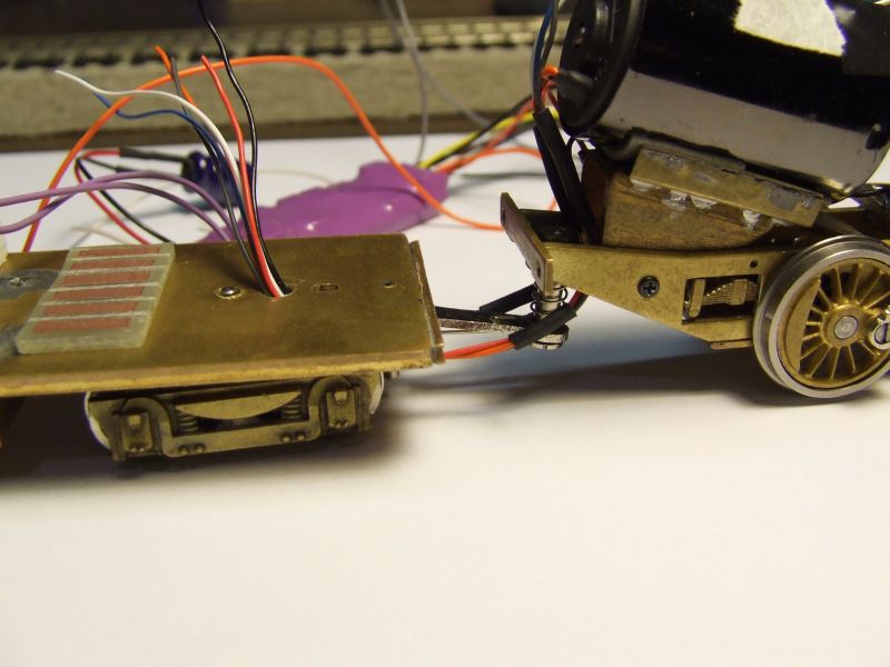 Filename: wires to tender.jpg
Size: 65.1 KB
Today, 05:23 AM