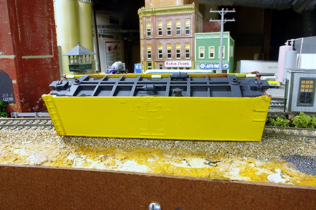 Filename: Tyco Reefer new underframe.jpg
Size: 238.06 KB
Today, 04:03 PM